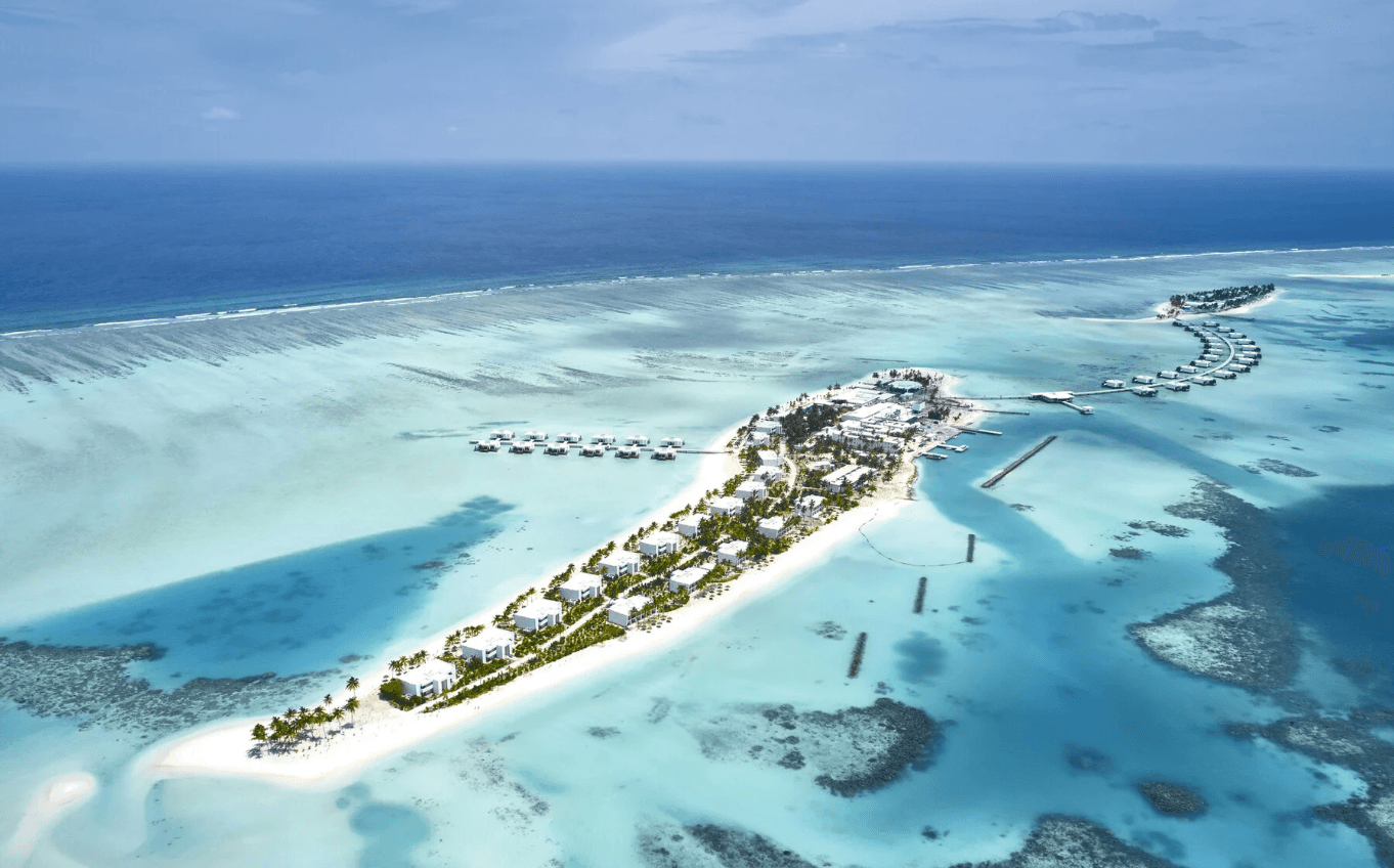The Maldives: Discover Paradise on the Water With RIU background
